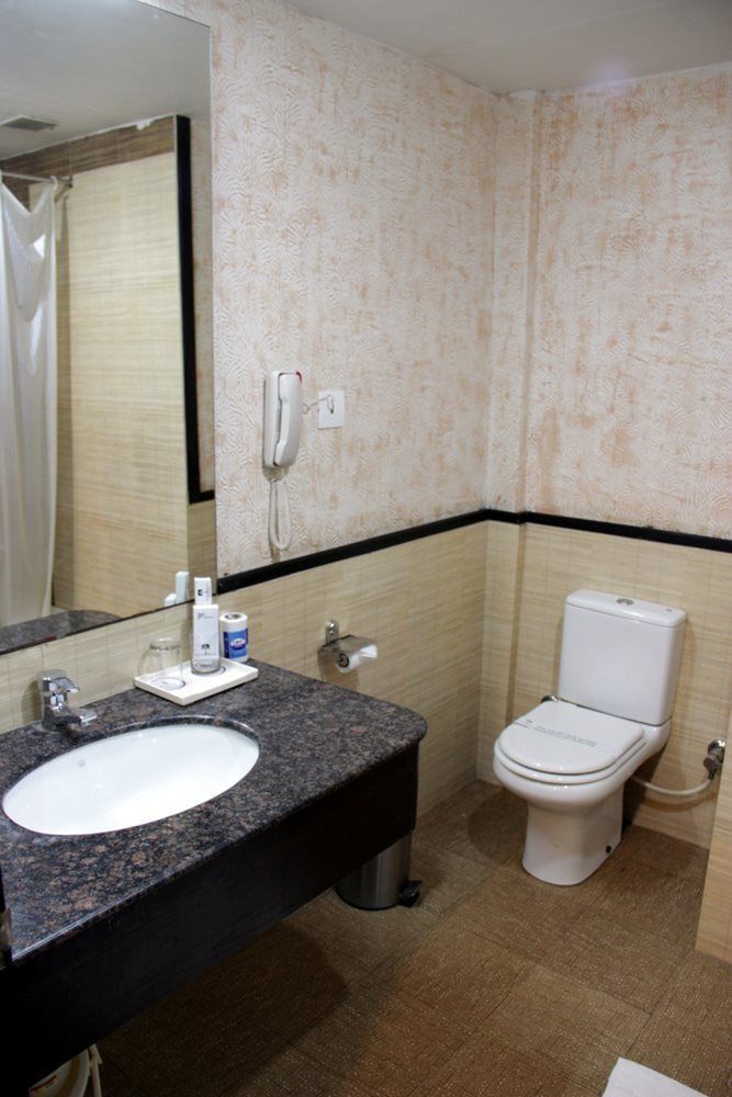Quality Inn Palms Gandhidham Exterior photo